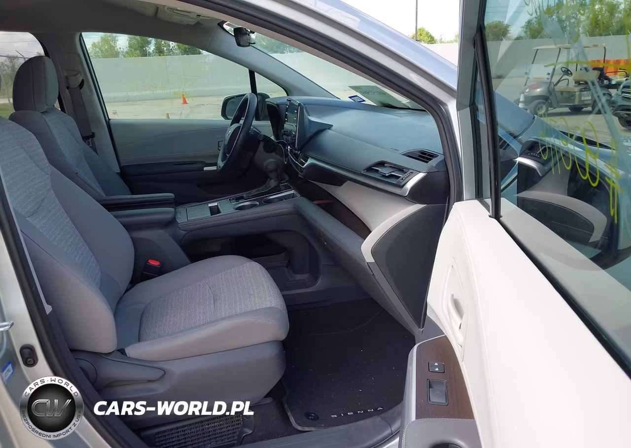 2021 Toyota Sienna Le VIN:5TDKRKEC3MS037141 - 5