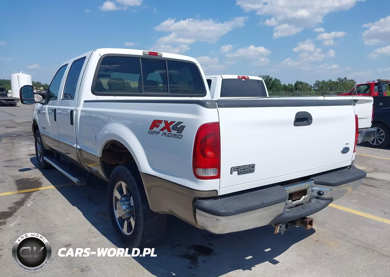 2004 Ford F250 Super Duty VIN:1FTNW21P74EE02070 - 3