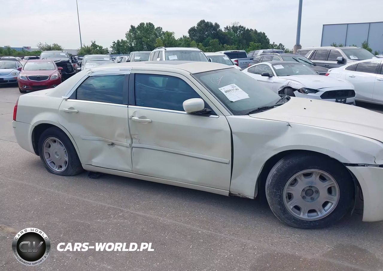 2005 Chrysler 300 Touring VIN:2C3JA53G05H156926 - 6