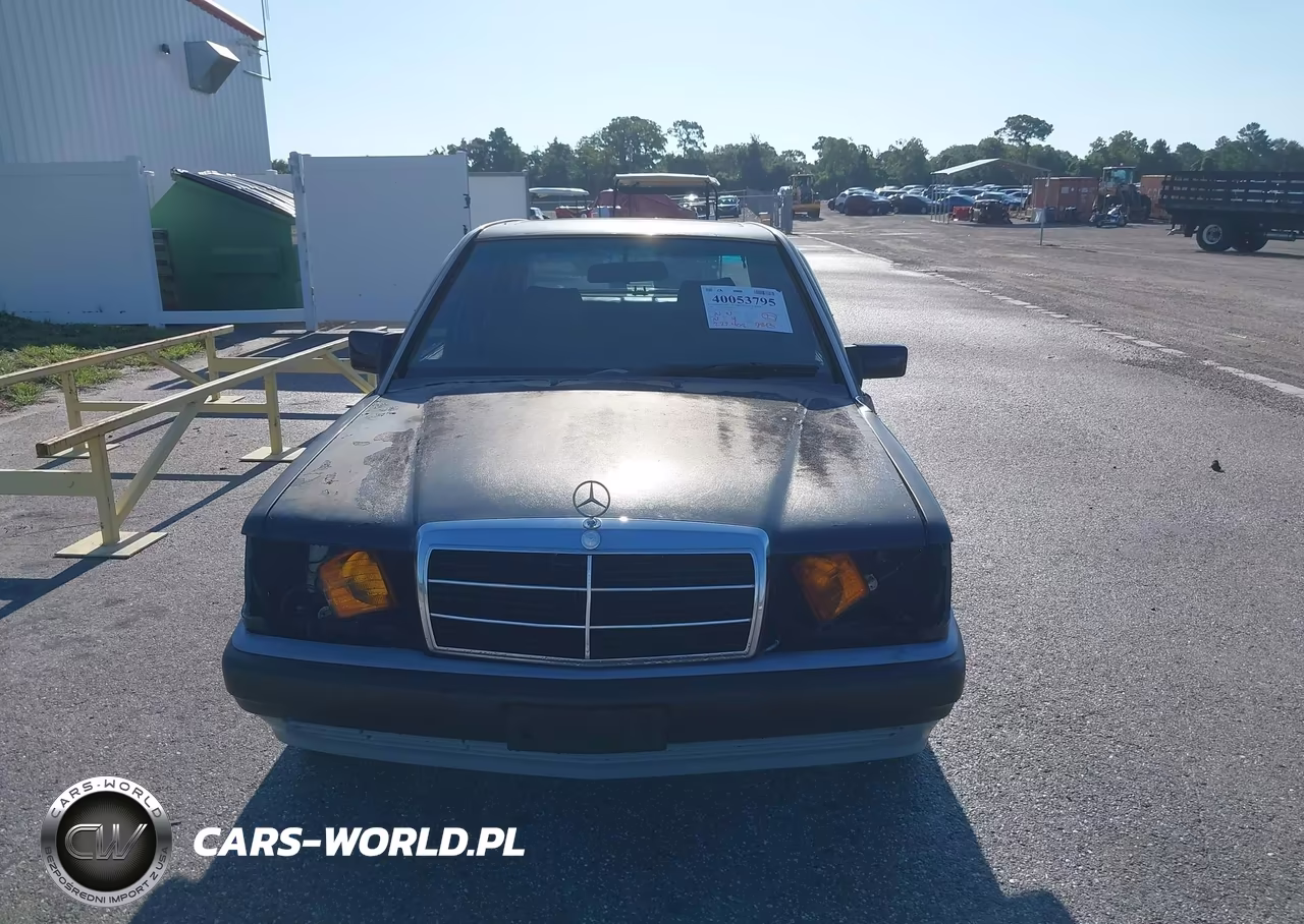 1993 Mercedes-Benz 190 E 2.6 VIN:WDBDA29D8PG031044 - 11