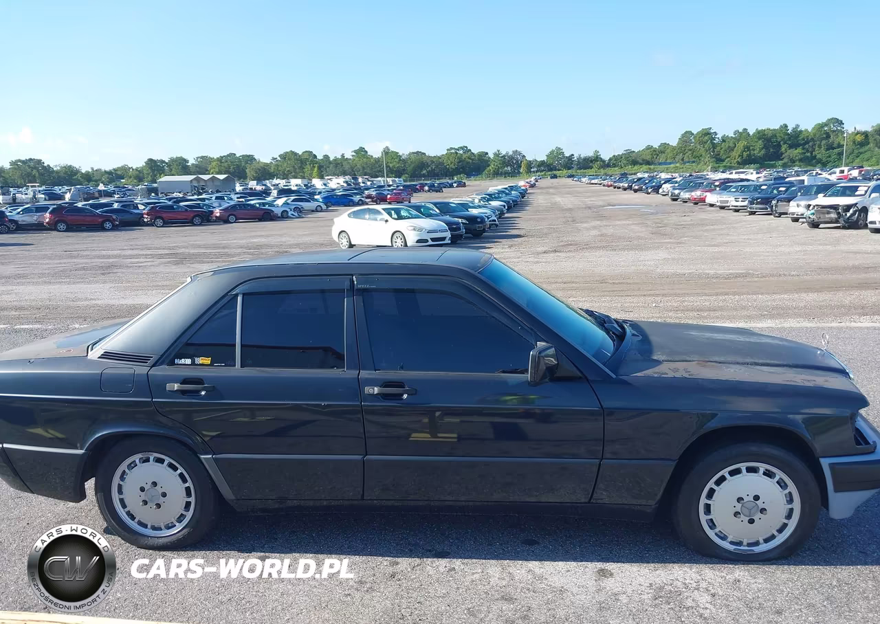 1993 Mercedes-Benz 190 E 2.6 VIN:WDBDA29D8PG031044 - 12