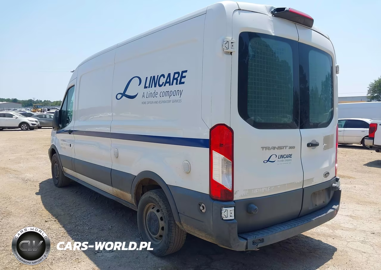 2018 Ford Transit-350 VIN:1FTBW2CM0JKA27822 - 3