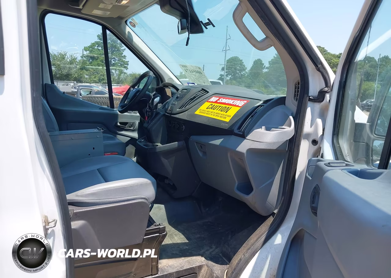 2018 Ford Transit-350 VIN:1FTBW2CM0JKA27822 - 5