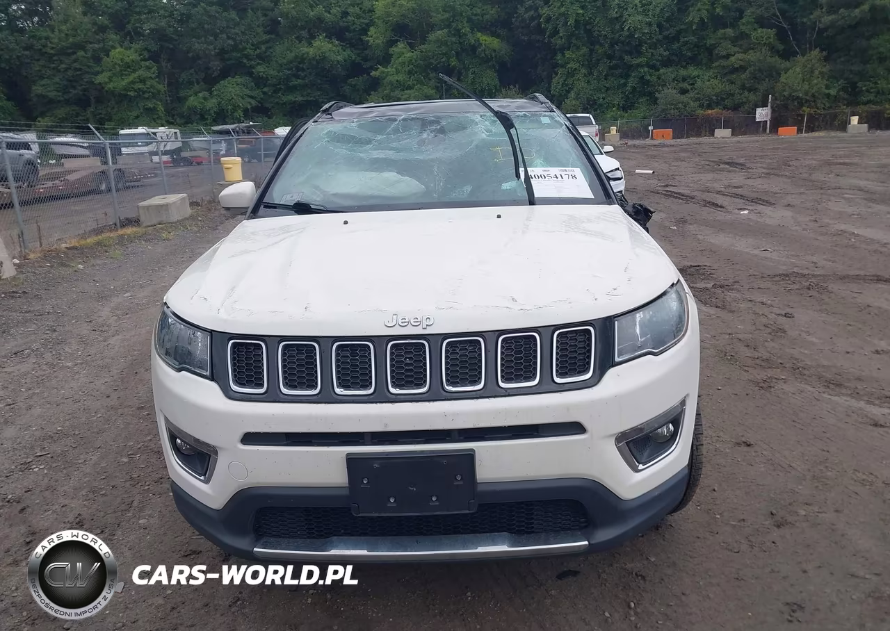 2018 Jeep Compass Limited 4X4 VIN:3C4NJDCB1JT336896 - 11