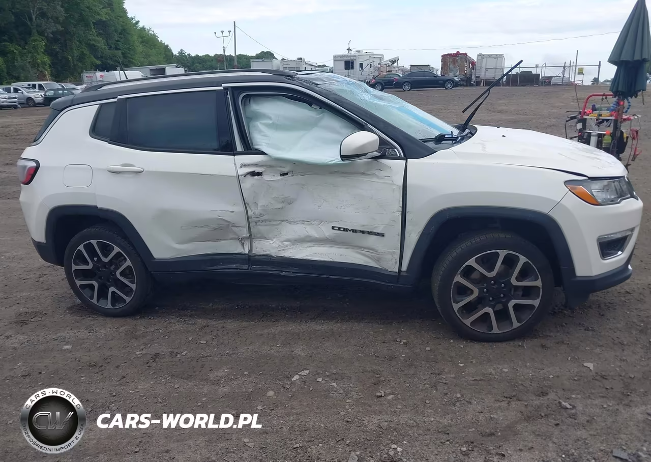 2018 Jeep Compass Limited 4X4 VIN:3C4NJDCB1JT336896 - 12