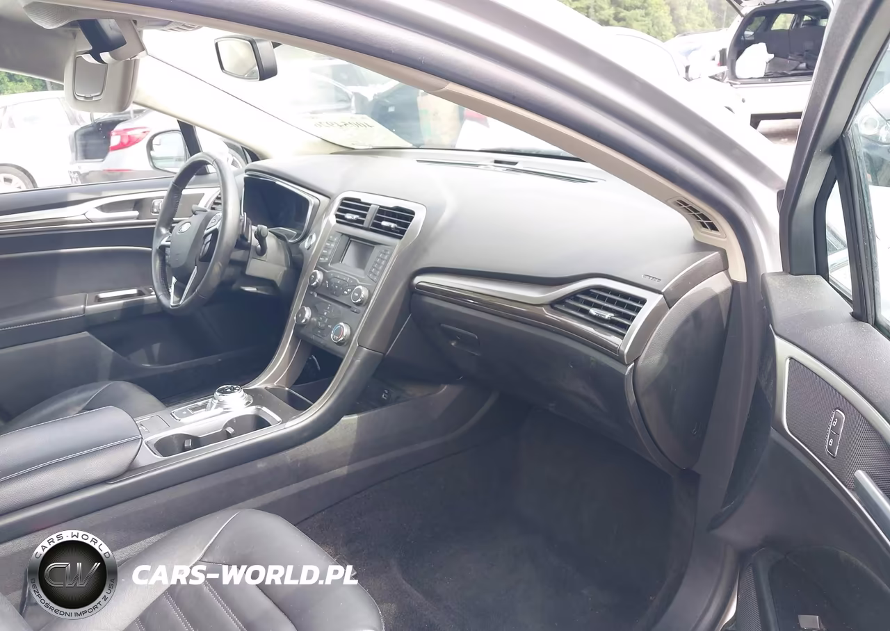 2018 Ford Fusion Se VIN:3FA6P0HD5JR273536 - 5
