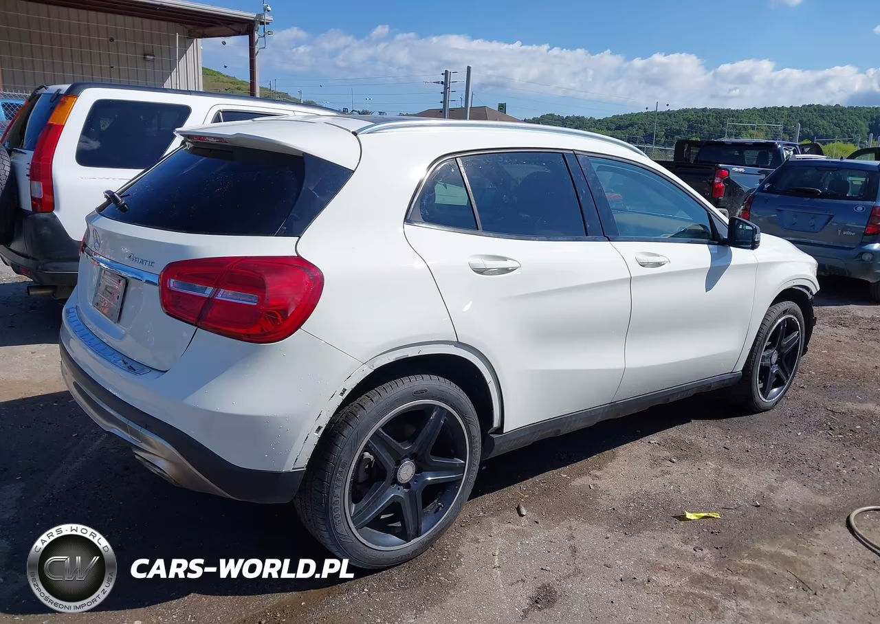 2015 Mercedes-Benz Gla 250 4Matic VIN:WDCTG4GB5FJ037713 - 4