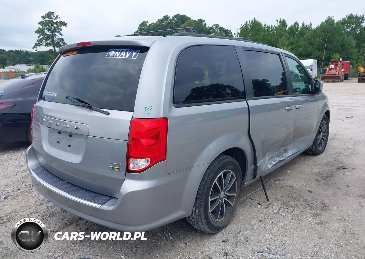 2019 Dodge Grand Caravan Gt VIN:2C4RDGEG4KR621017 - 4