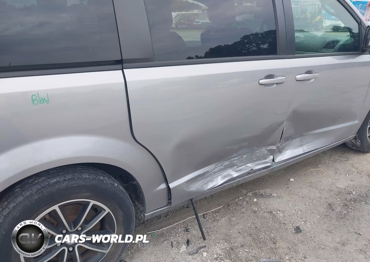 2019 Dodge Grand Caravan Gt VIN:2C4RDGEG4KR621017 - 6