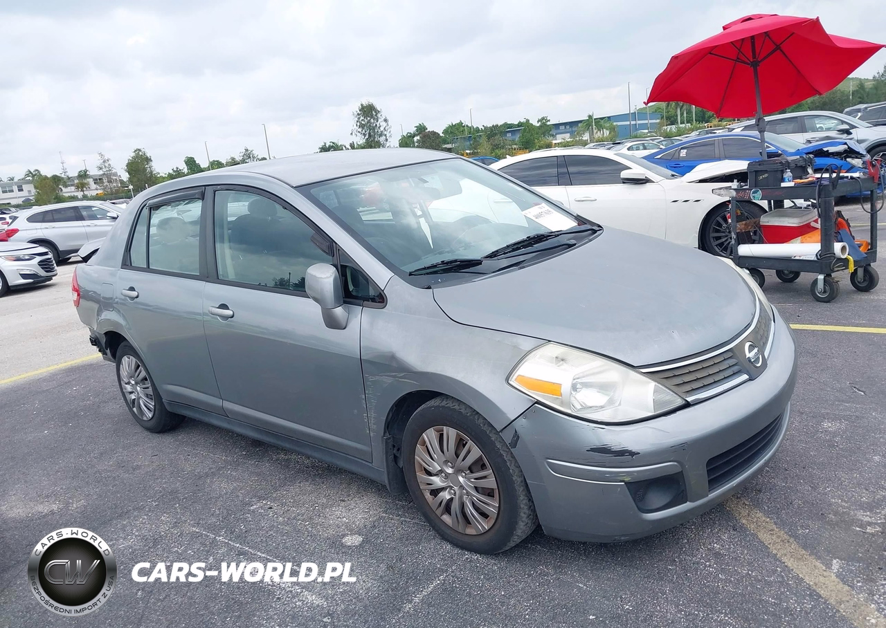 2009 Nissan Versa 1.8S