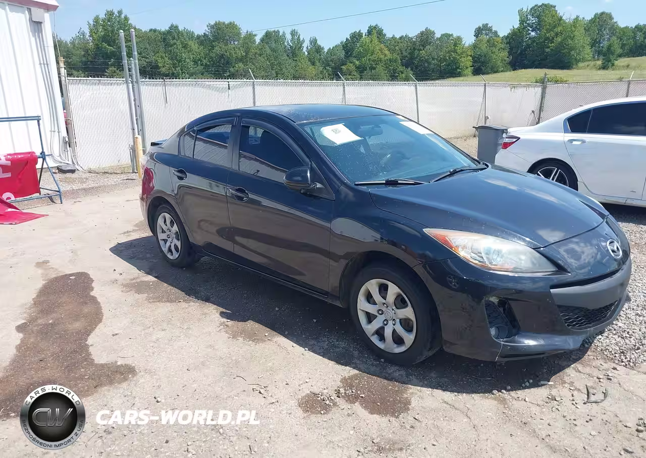 2013 Mazda Mazda3 I Sport