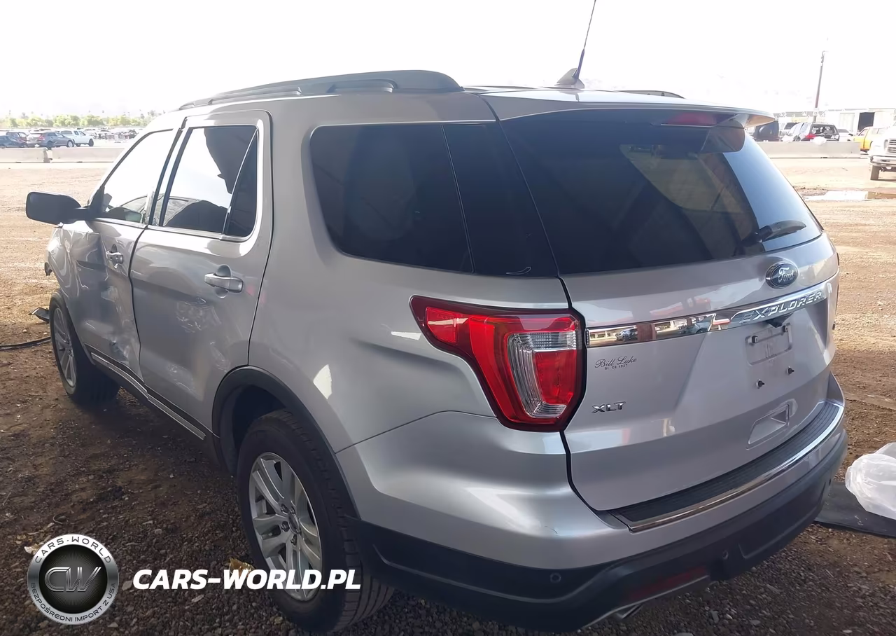 2018 Ford Explorer Xlt VIN:1FM5K8D82JGC15219 - 3