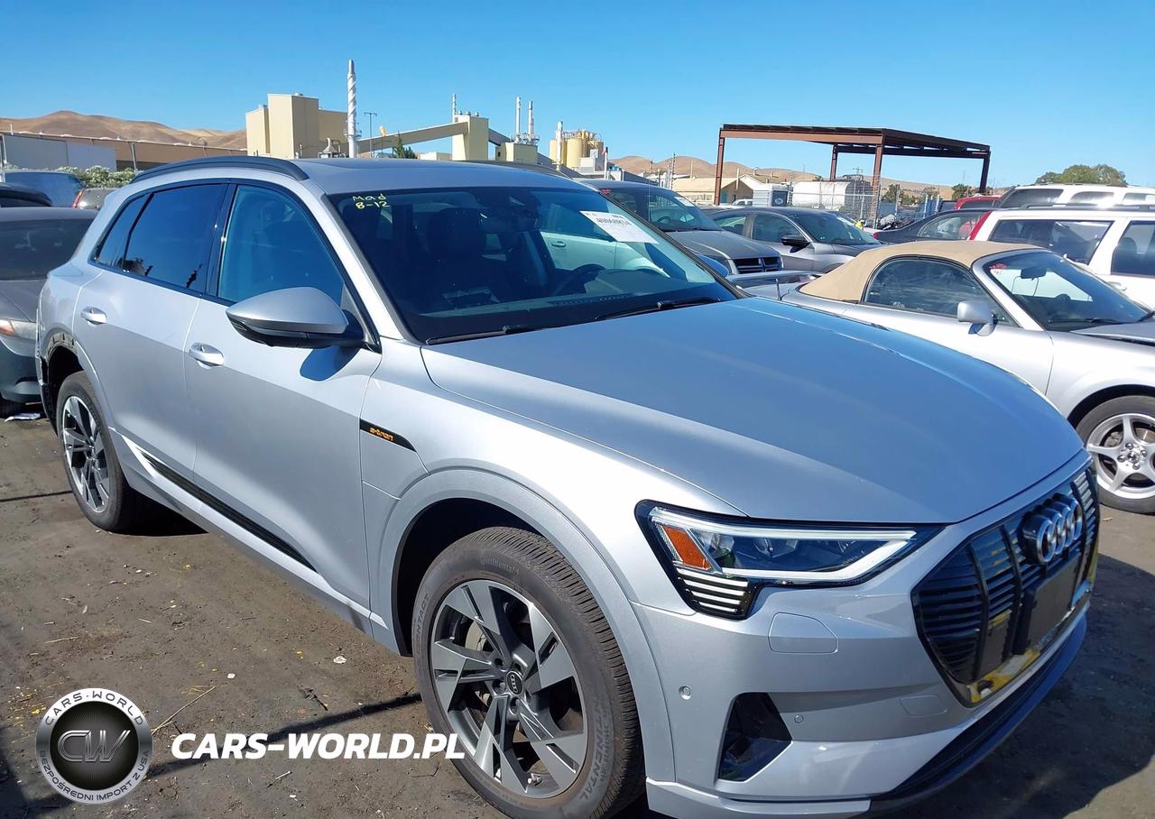 2022 Audi E-Tron Premium Quattro