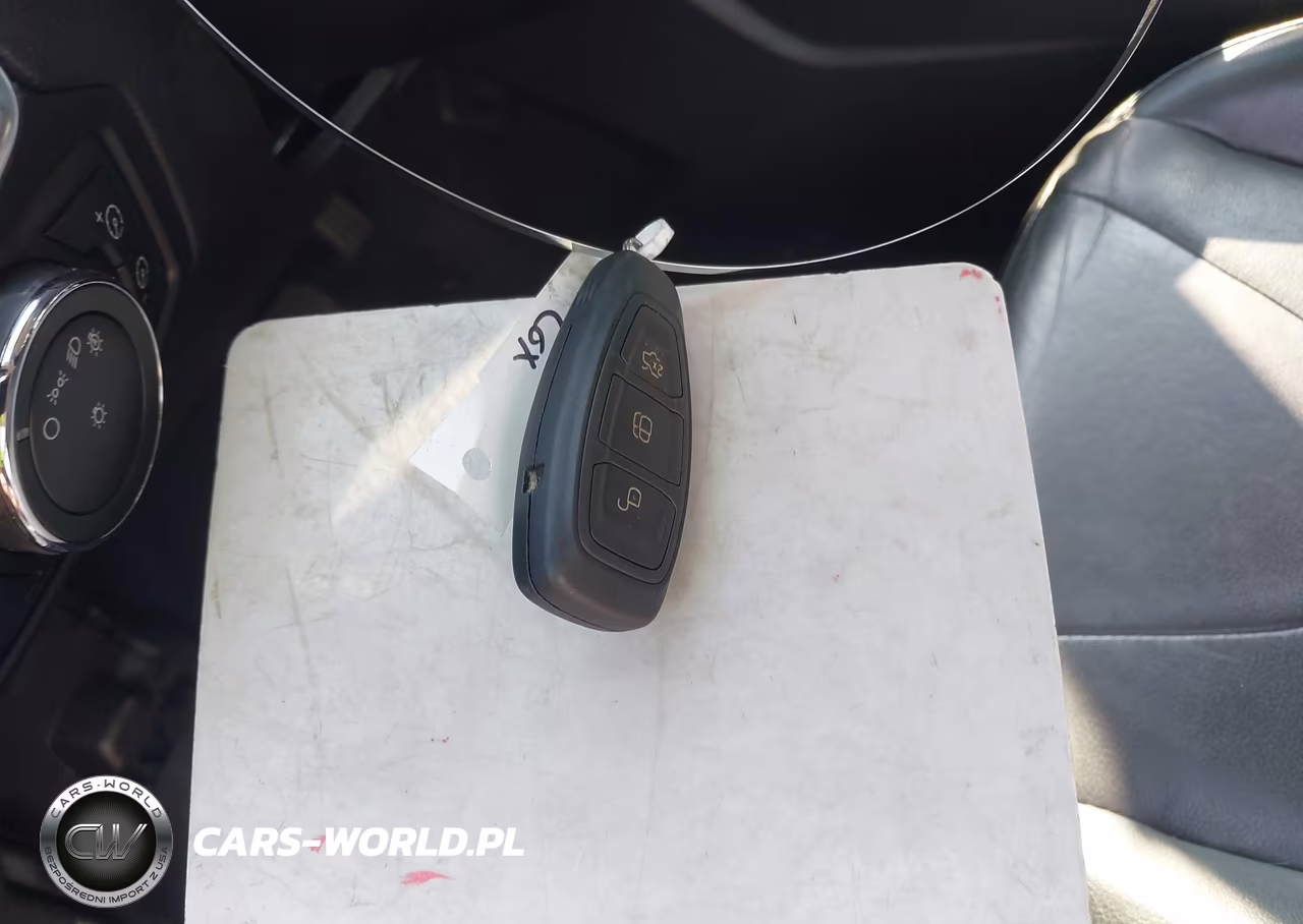 2012 Ford Focus Titanium VIN:1FAHP3N25CL444011 - 11
