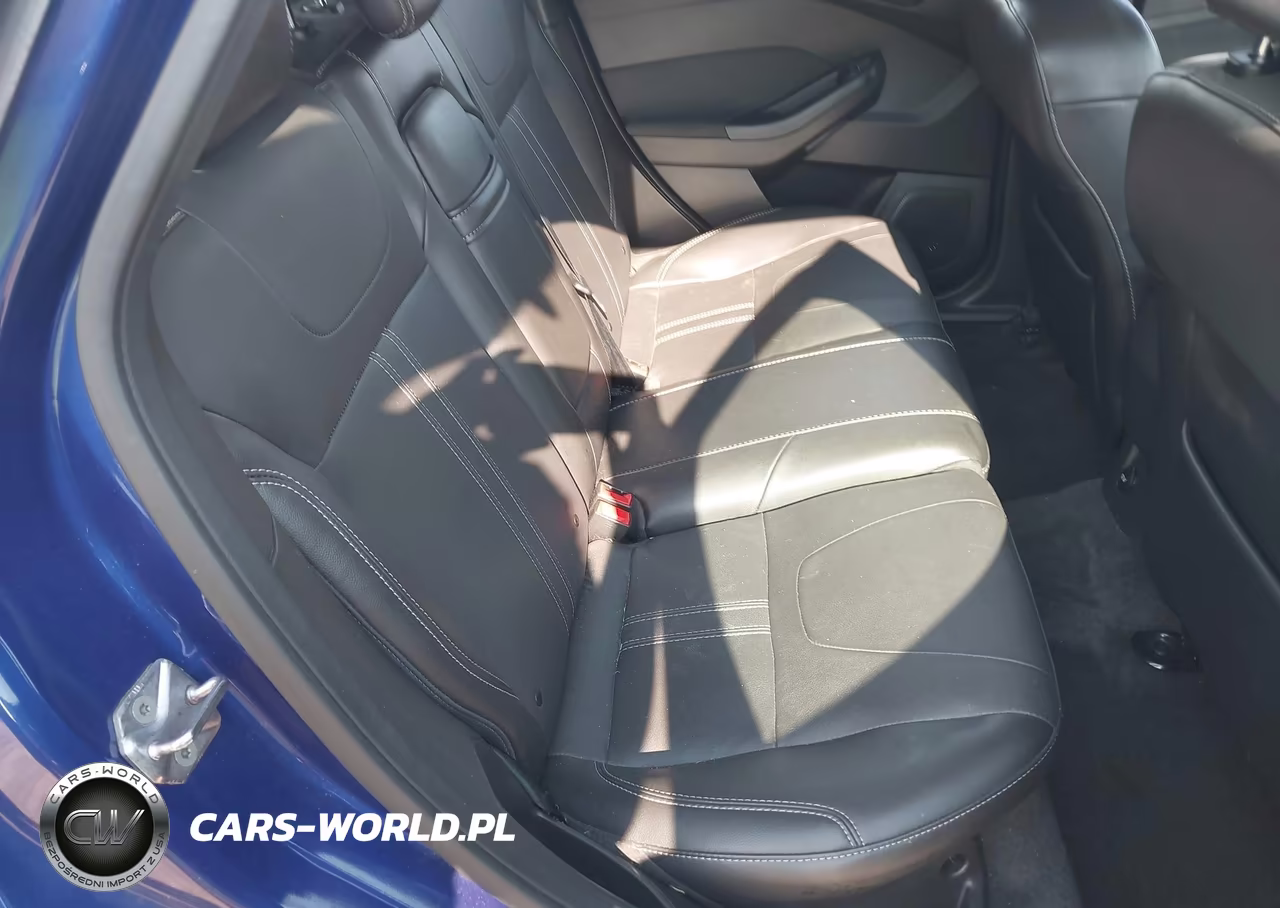 2012 Ford Focus Titanium VIN:1FAHP3N25CL444011 - 8