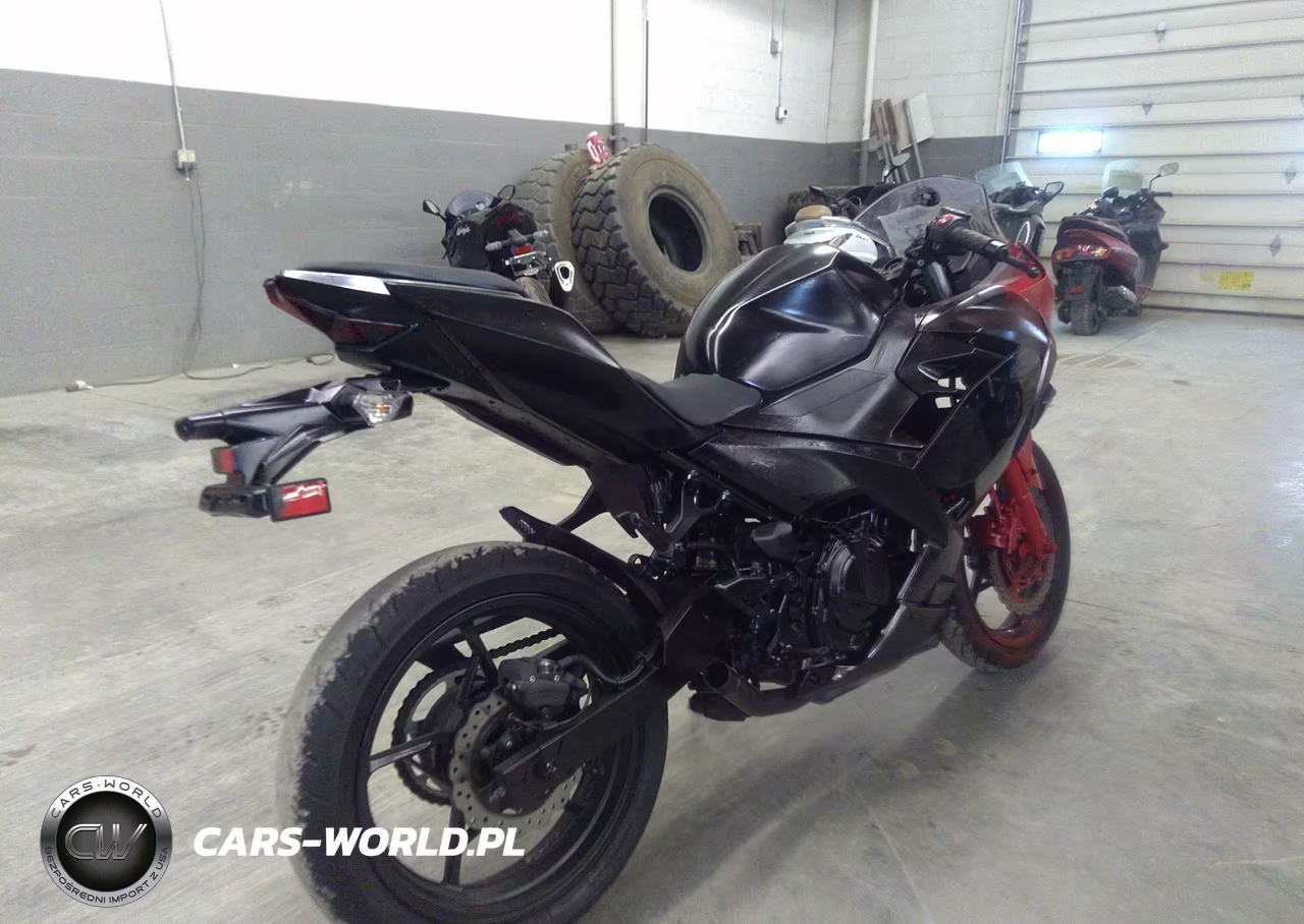 2023 Kawasaki Ex400 VIN:JKAEXKH15PDAP5335 - 4