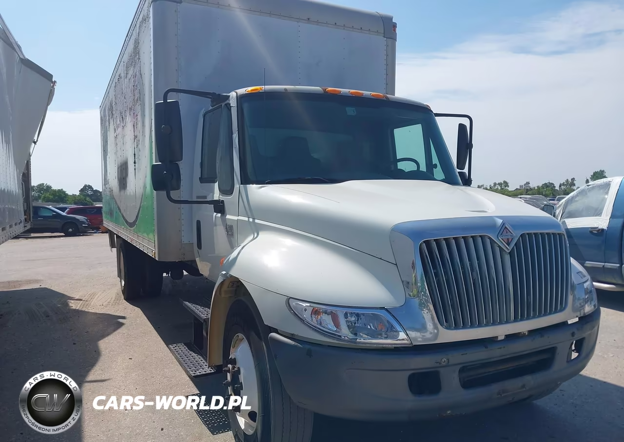 2003 International 4000 4300