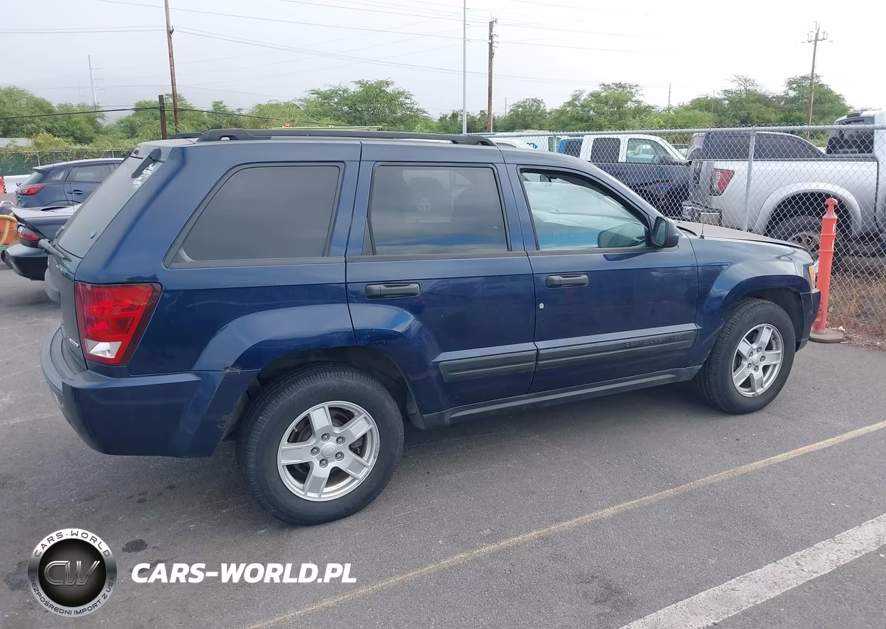 2005 Jeep Grand Cherokee Laredo VIN:1J4GS48K95C541960 - 4