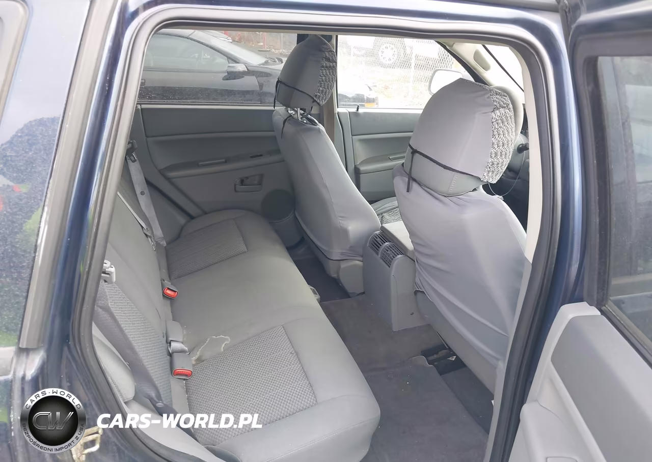 2005 Jeep Grand Cherokee Laredo VIN:1J4GS48K95C541960 - 8