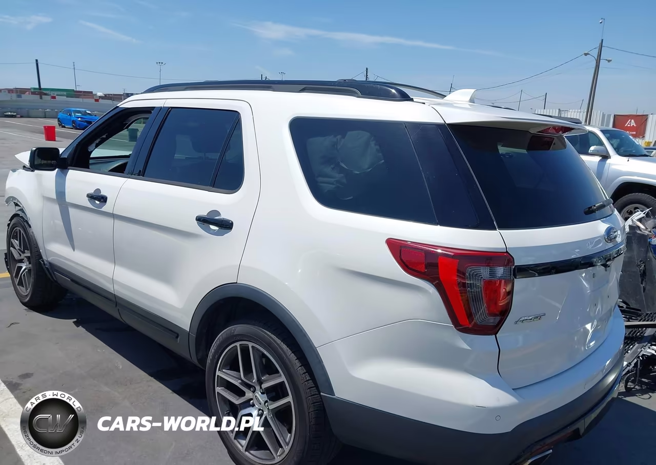 2016 Ford Explorer Sport VIN:1FM5K8GT1GGD13957 - 3