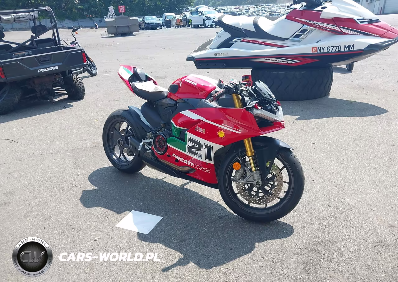 2022 Ducati Panigale V2