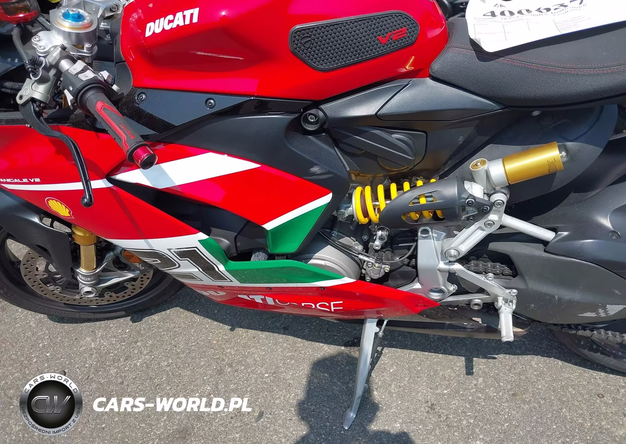 2022 Ducati Panigale V2 VIN:ZDMHAATW9NB008586 - 9