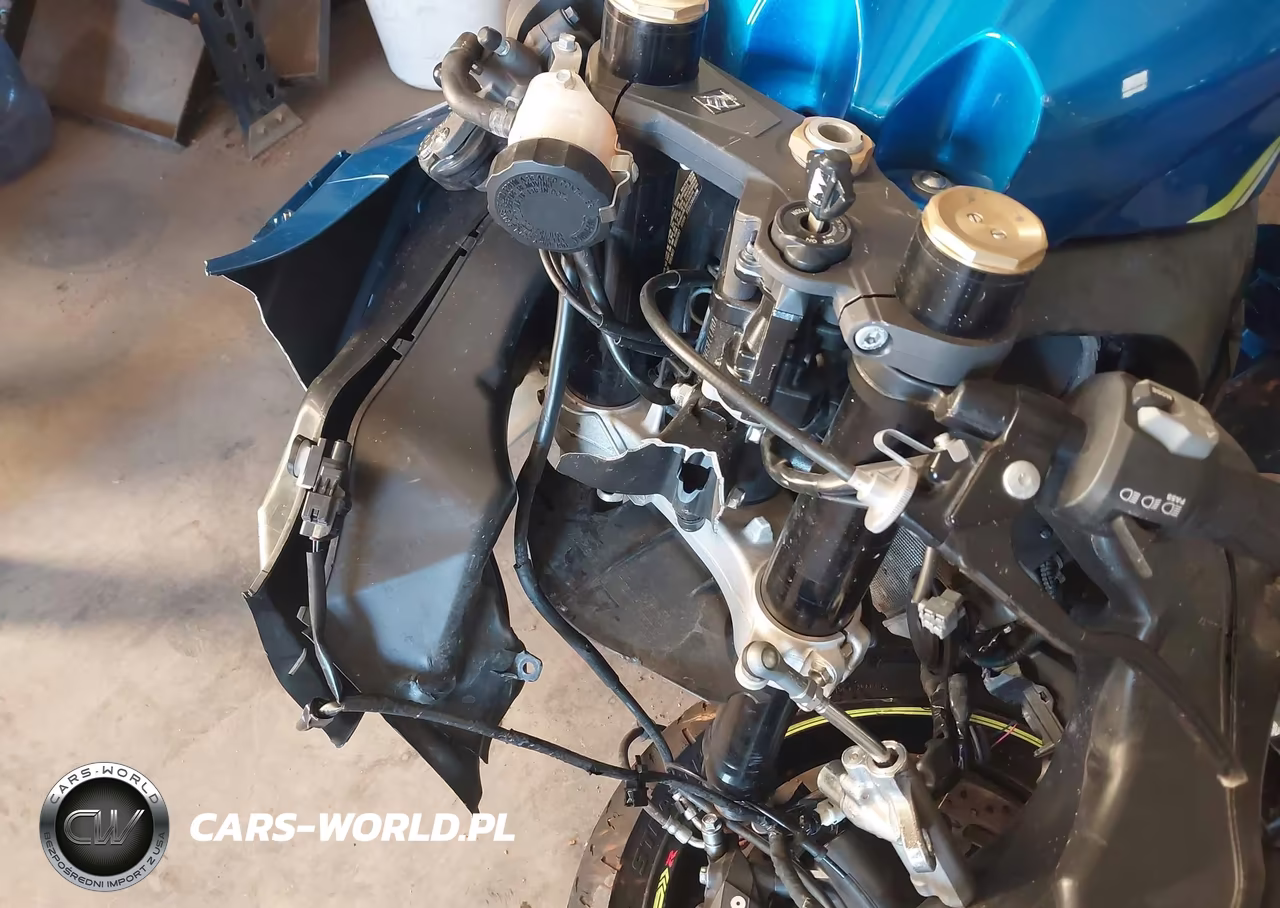 2017 Suzuki Gsx-R1000 VIN:JS1DM11B3H2100809 - 7