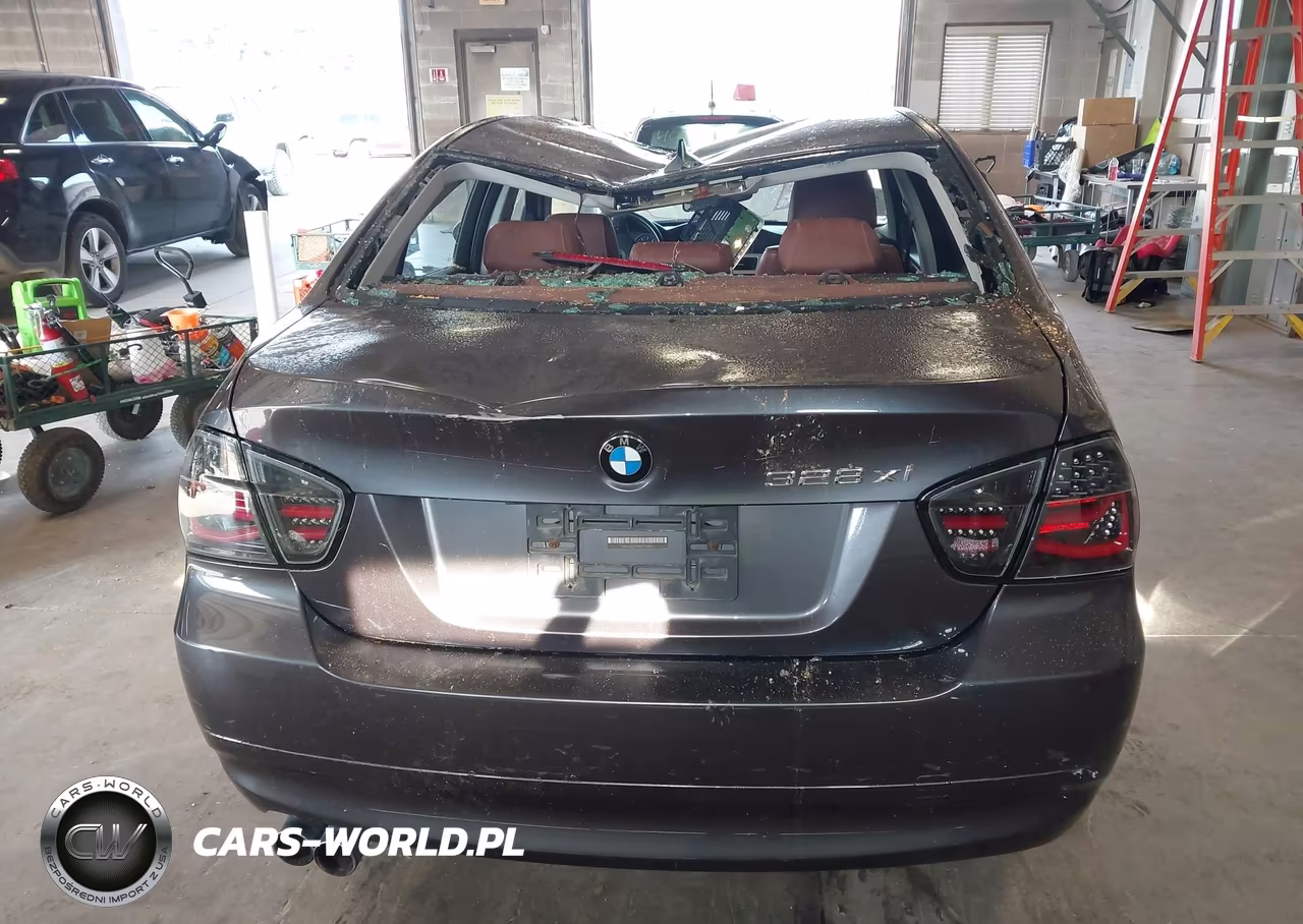2008 BMW 328Xi VIN:WBAVC73598KP38812 - 16