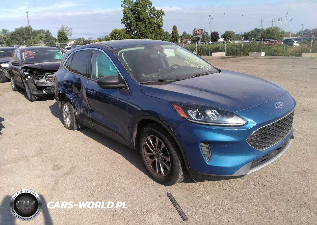 2022 Ford Escape Se