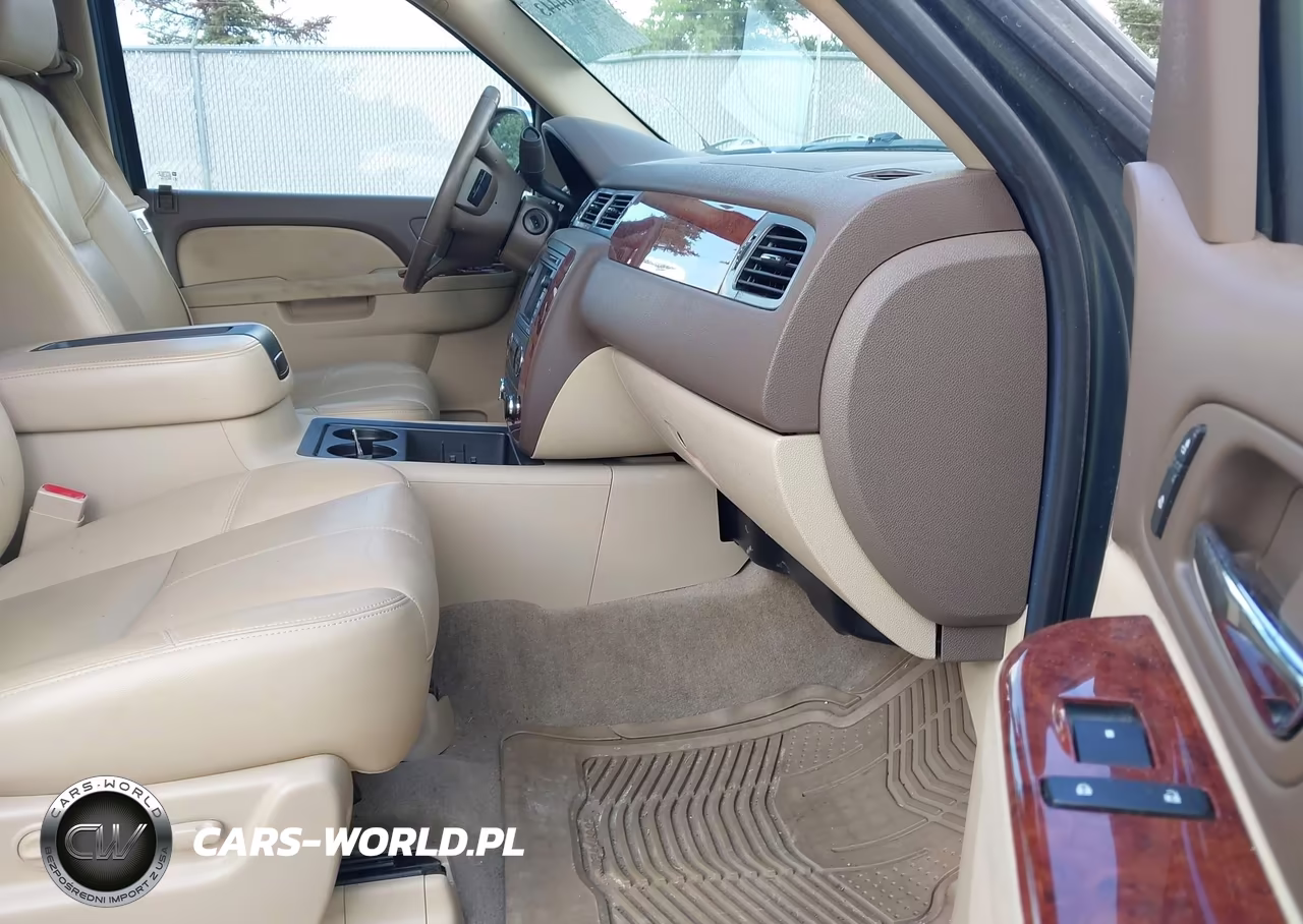 2011 Chevrolet Suburban 1500 Lt1 VIN:1GNSKJE30BR199987 - 5
