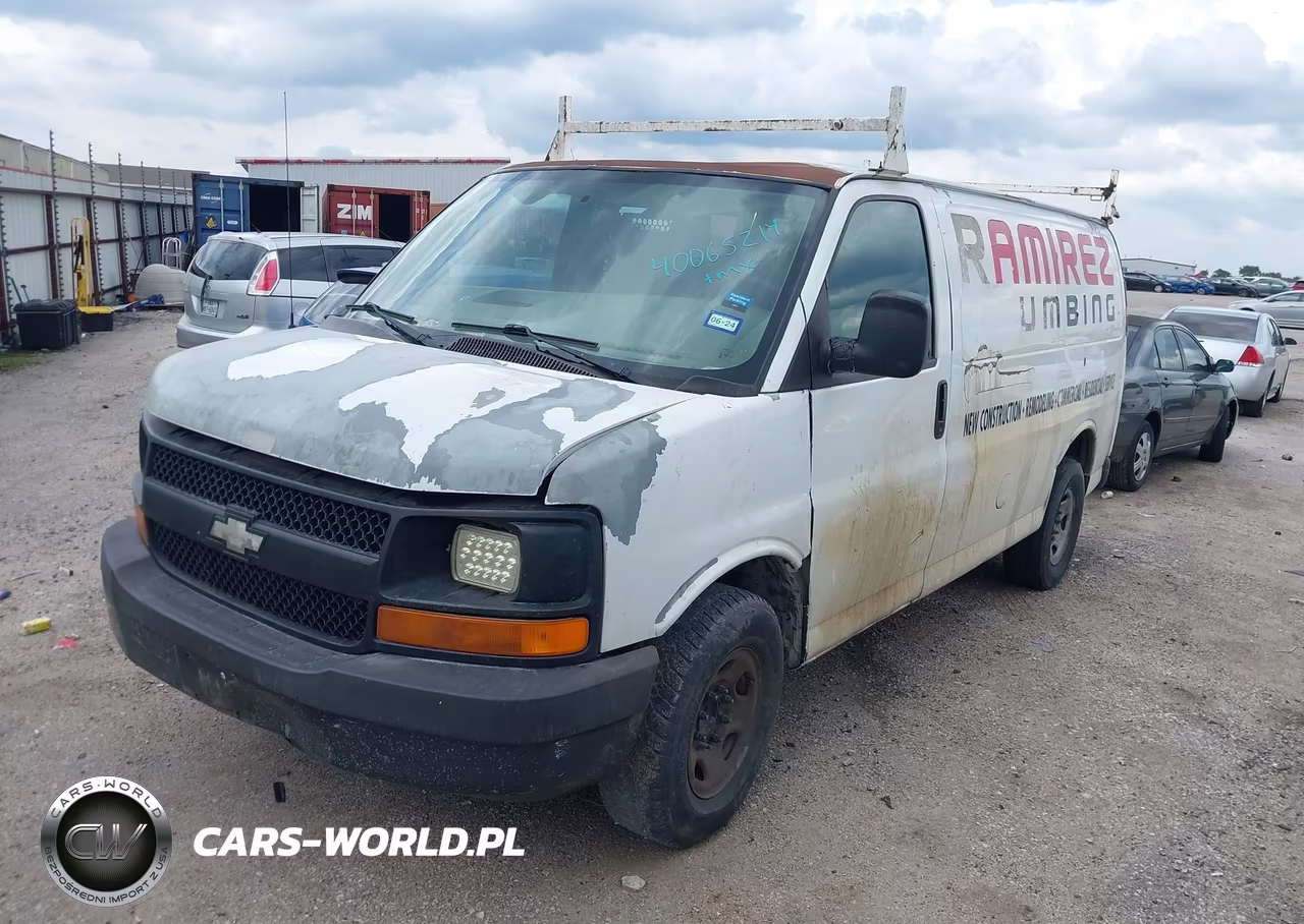 2005 Chevrolet Express VIN:1GCGG25V651117593 - 2