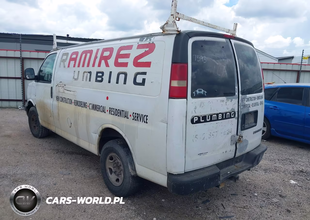 2005 Chevrolet Express VIN:1GCGG25V651117593 - 3