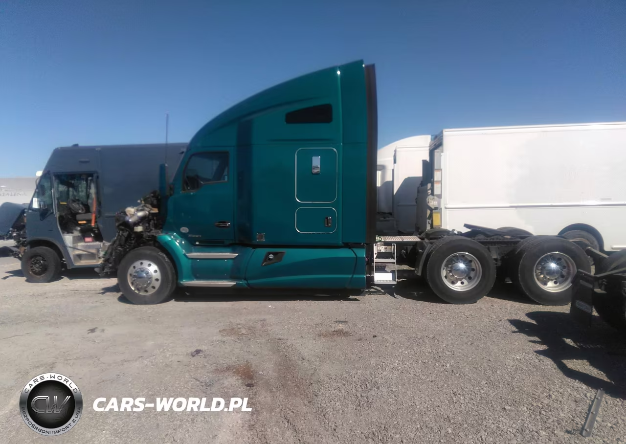 2016 Kenworth T680 T680 VIN:1XKYDP9X8GJ464792 - 13