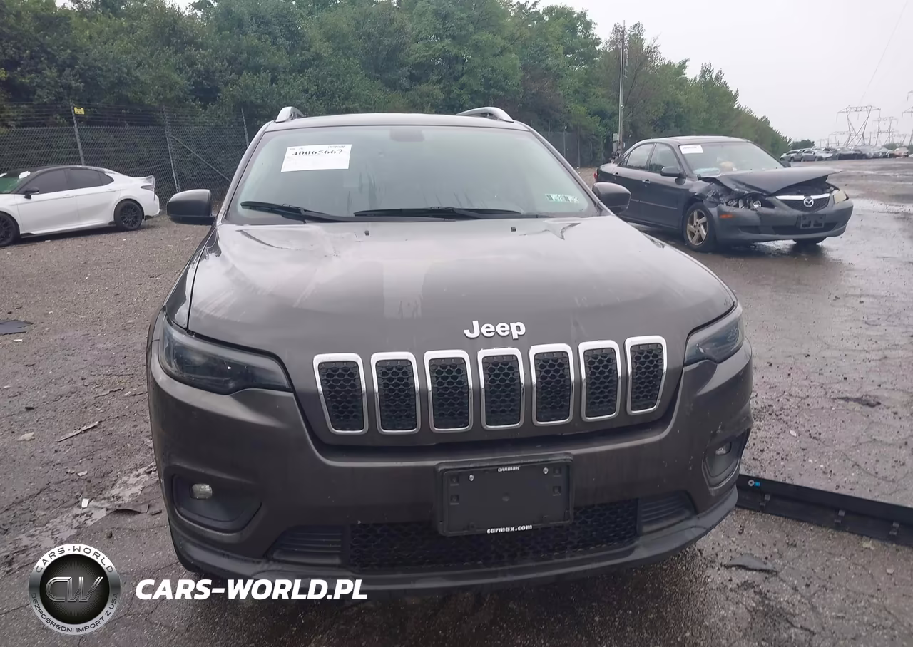 2019 Jeep Cherokee Latitude Plus 4X4 VIN:1C4PJMLB3KD400226 - 13