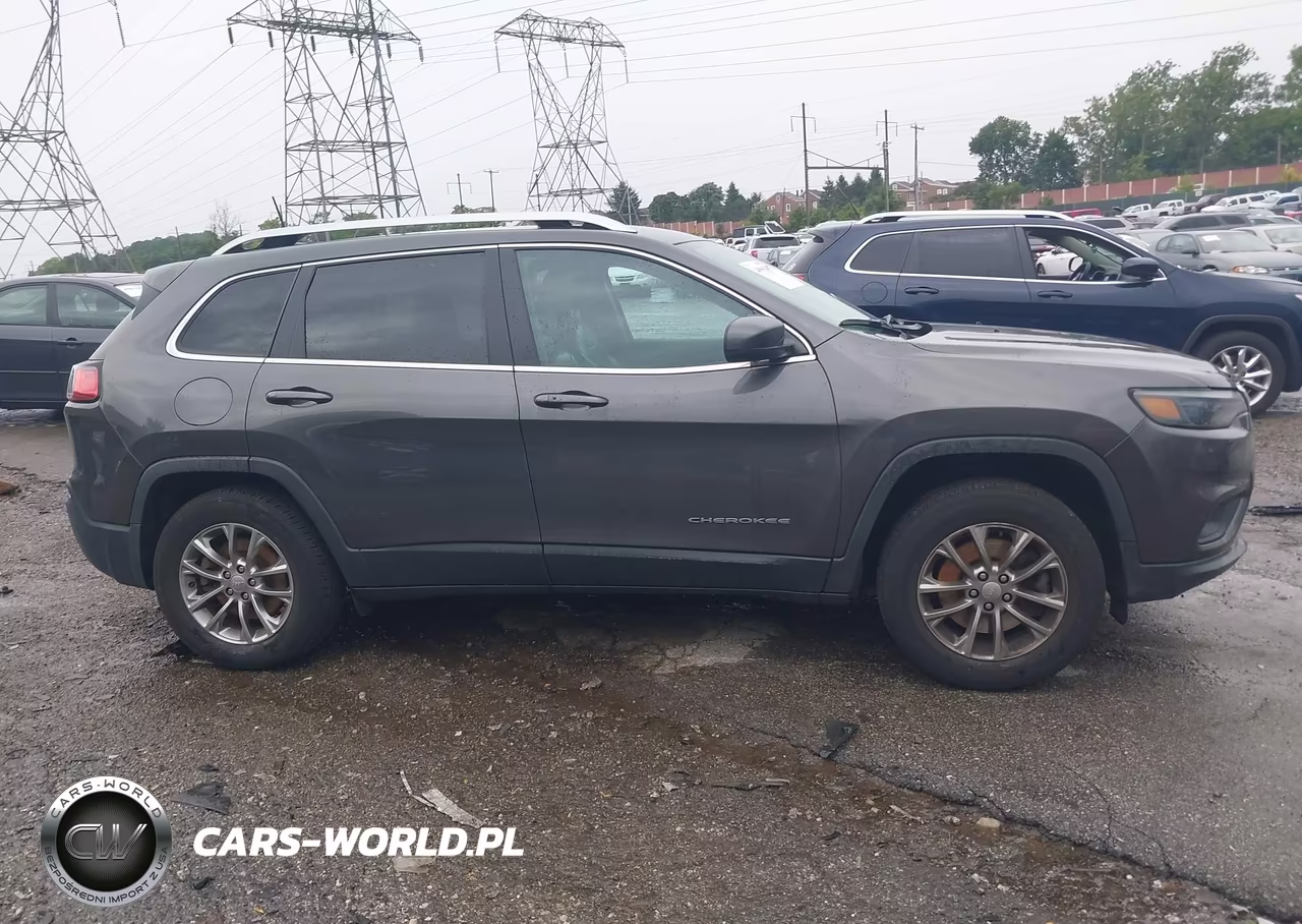 2019 Jeep Cherokee Latitude Plus 4X4 VIN:1C4PJMLB3KD400226 - 14