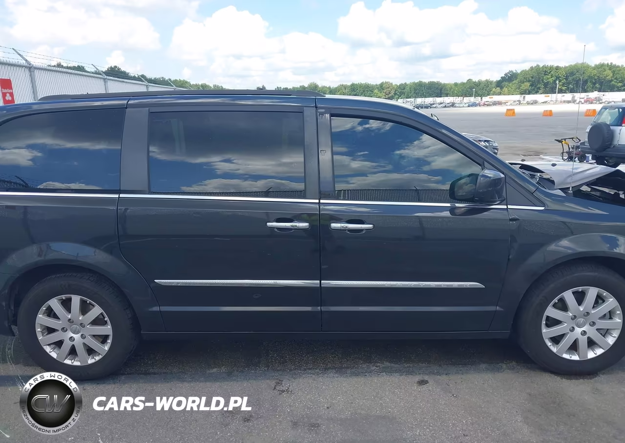 2014 Chrysler Town & Country Touring VIN:2C4RC1BG6ER453891 - 13