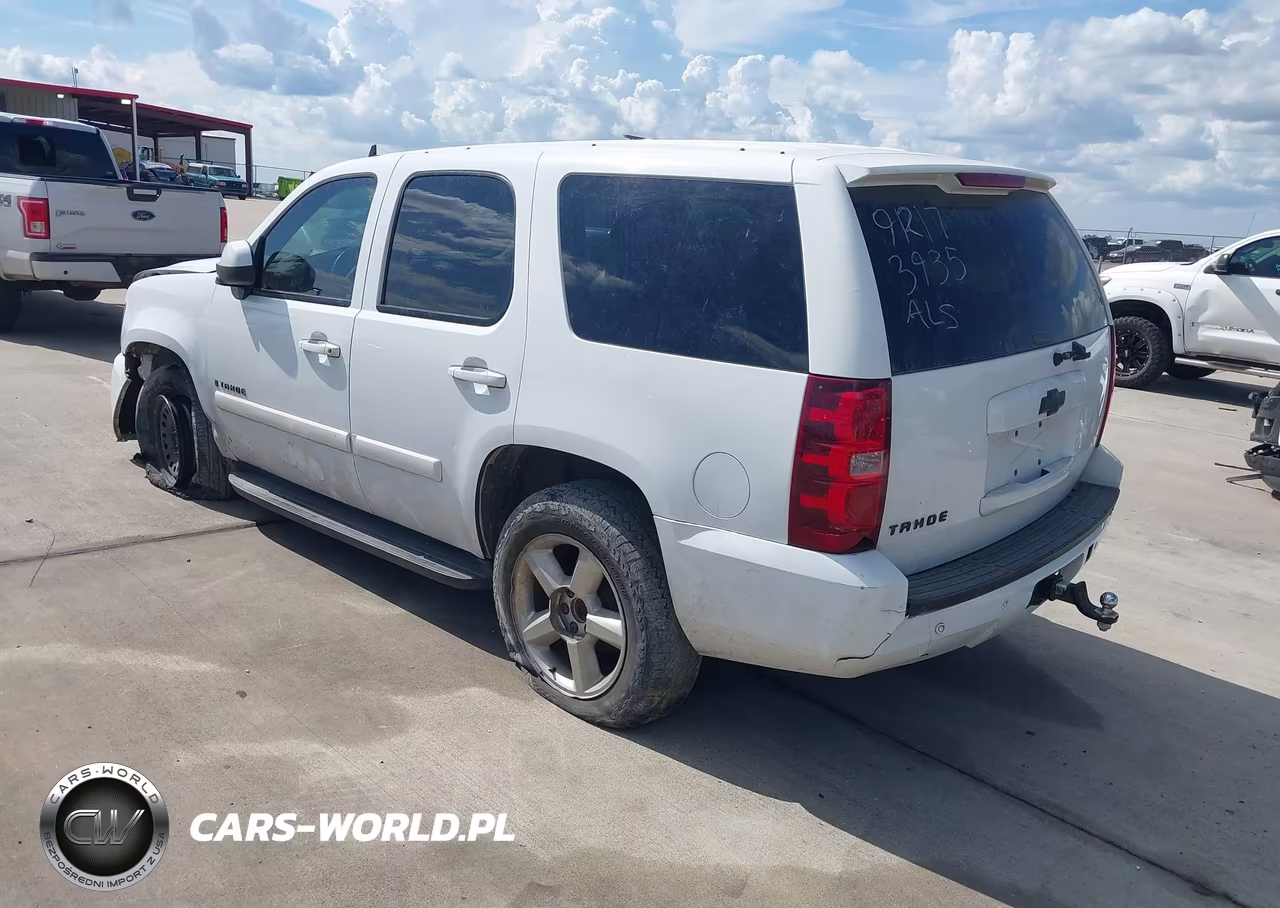 2009 Chevrolet Tahoe Lt2 VIN:1GNFC23069R173935 - 3