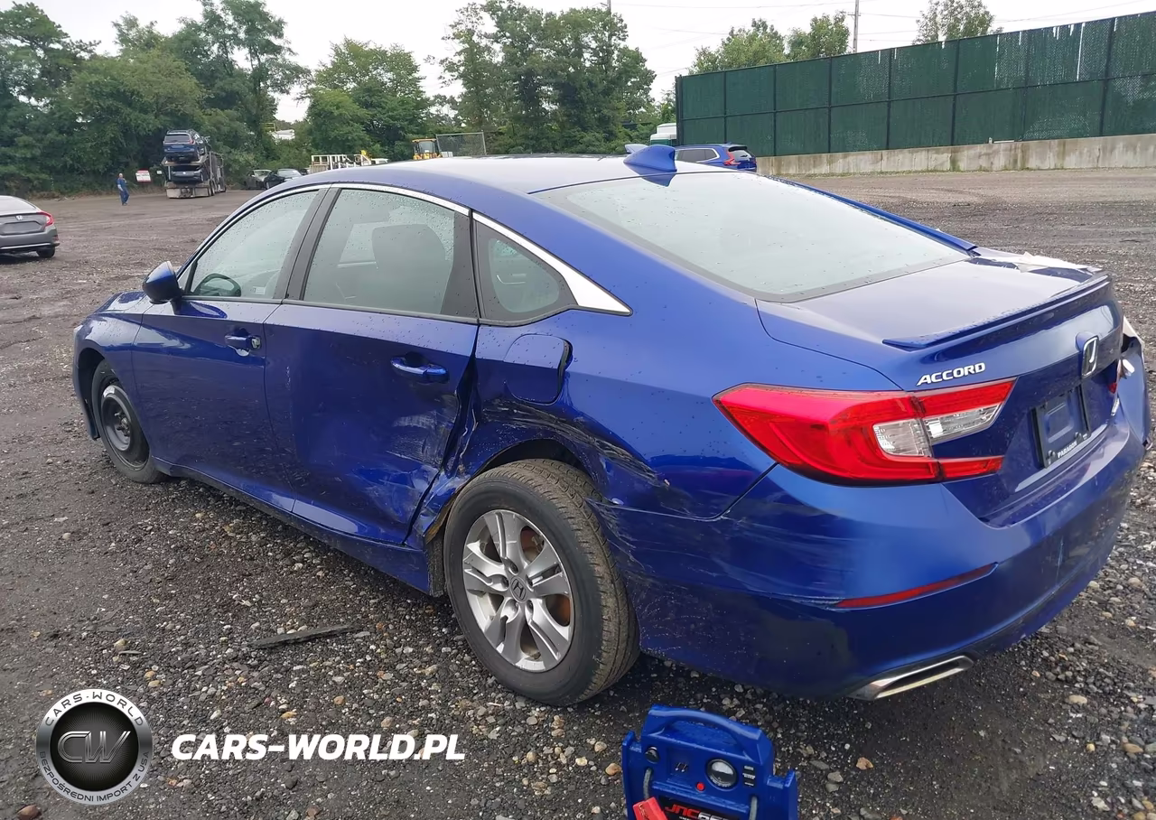 2019 Honda Accord Sport VIN:1HGCV1F3XKA107738 - 3