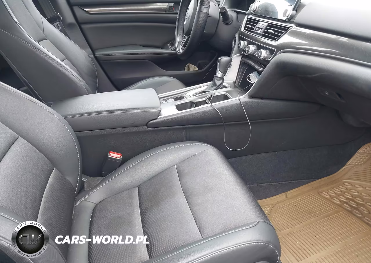 2019 Honda Accord Sport VIN:1HGCV1F3XKA107738 - 5