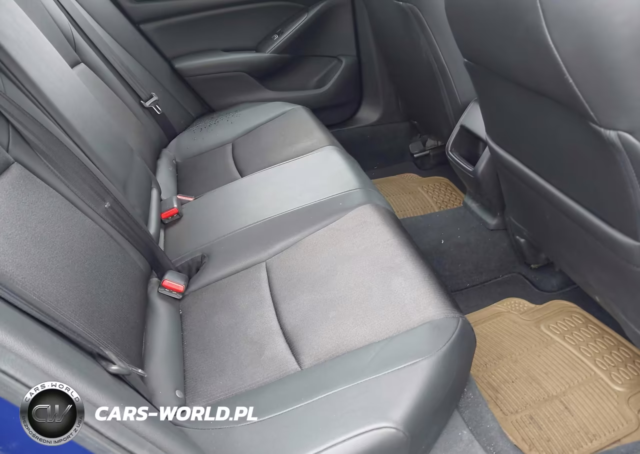 2019 Honda Accord Sport VIN:1HGCV1F3XKA107738 - 8