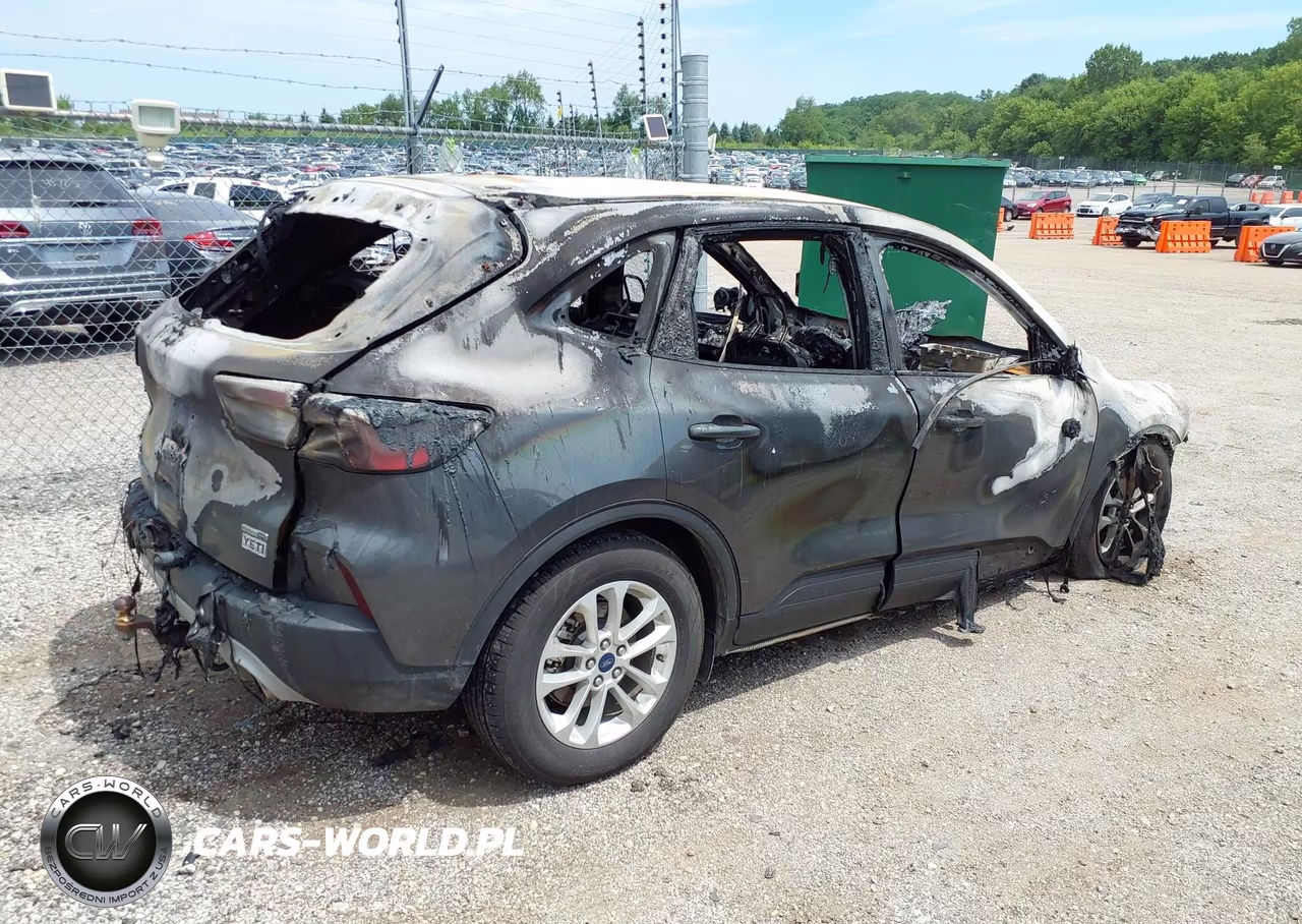 2020 Ford Escape Se VIN:1FMCU9G65LUB05514 - 4