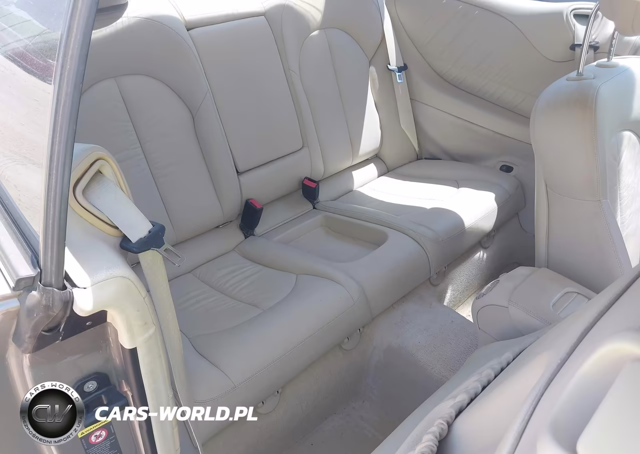 2007 Mercedes-Benz Clk 350 VIN:WDBTJ56H47F221627 - 8