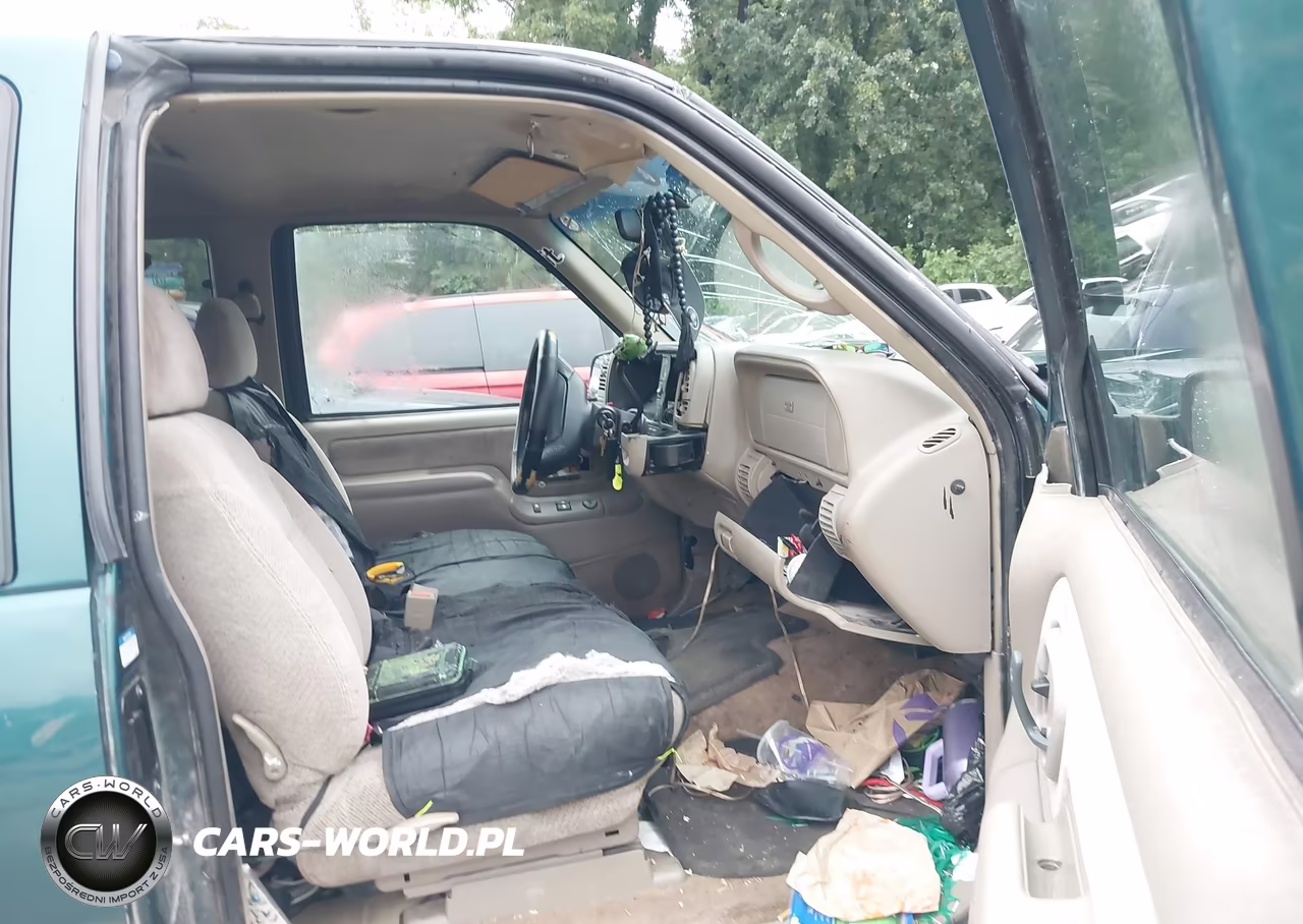 1997 Chevrolet K1500 Fleetside VIN:2GCEK19RXV1140513 - 5