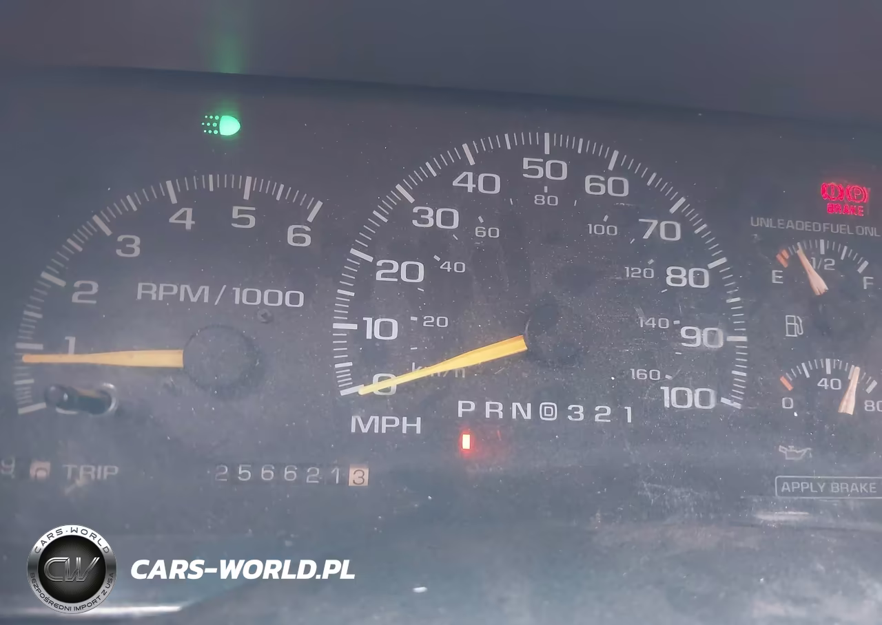1997 Chevrolet K1500 Fleetside VIN:2GCEK19RXV1140513 - 7