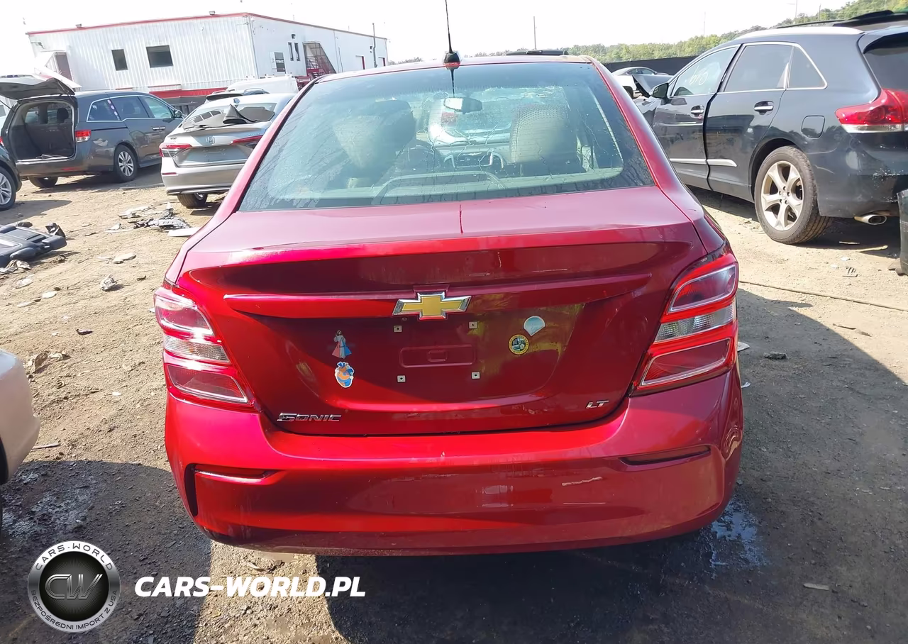 2018 Chevrolet Sonic Lt Auto VIN:1G1JD5SH6J4118209 - 17