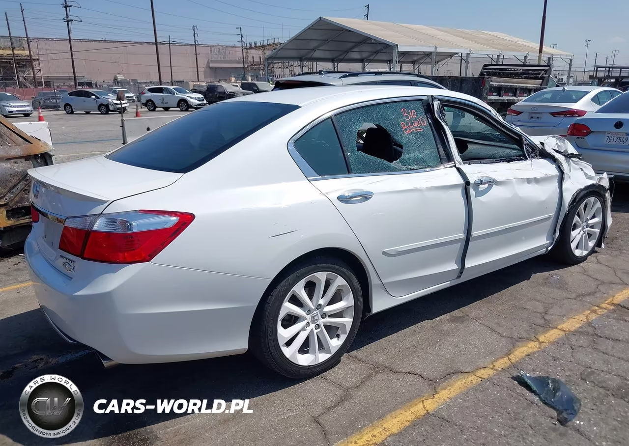2015 Honda Accord Sport VIN:1HGCR2F50FA149434 - 4