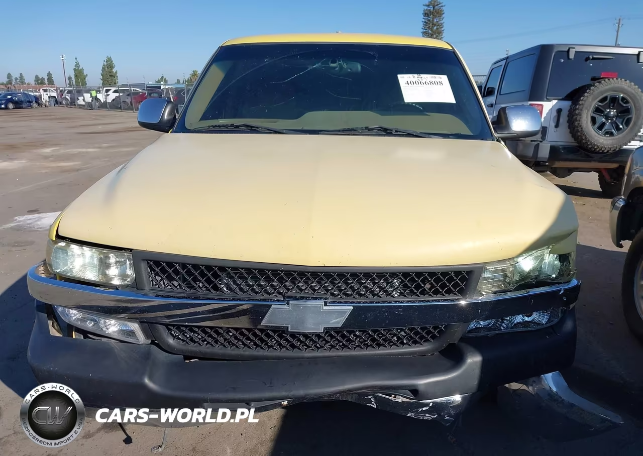 2000 Chevrolet Silverado C1500 VIN:1GCEC14T7YZ224879 - 12