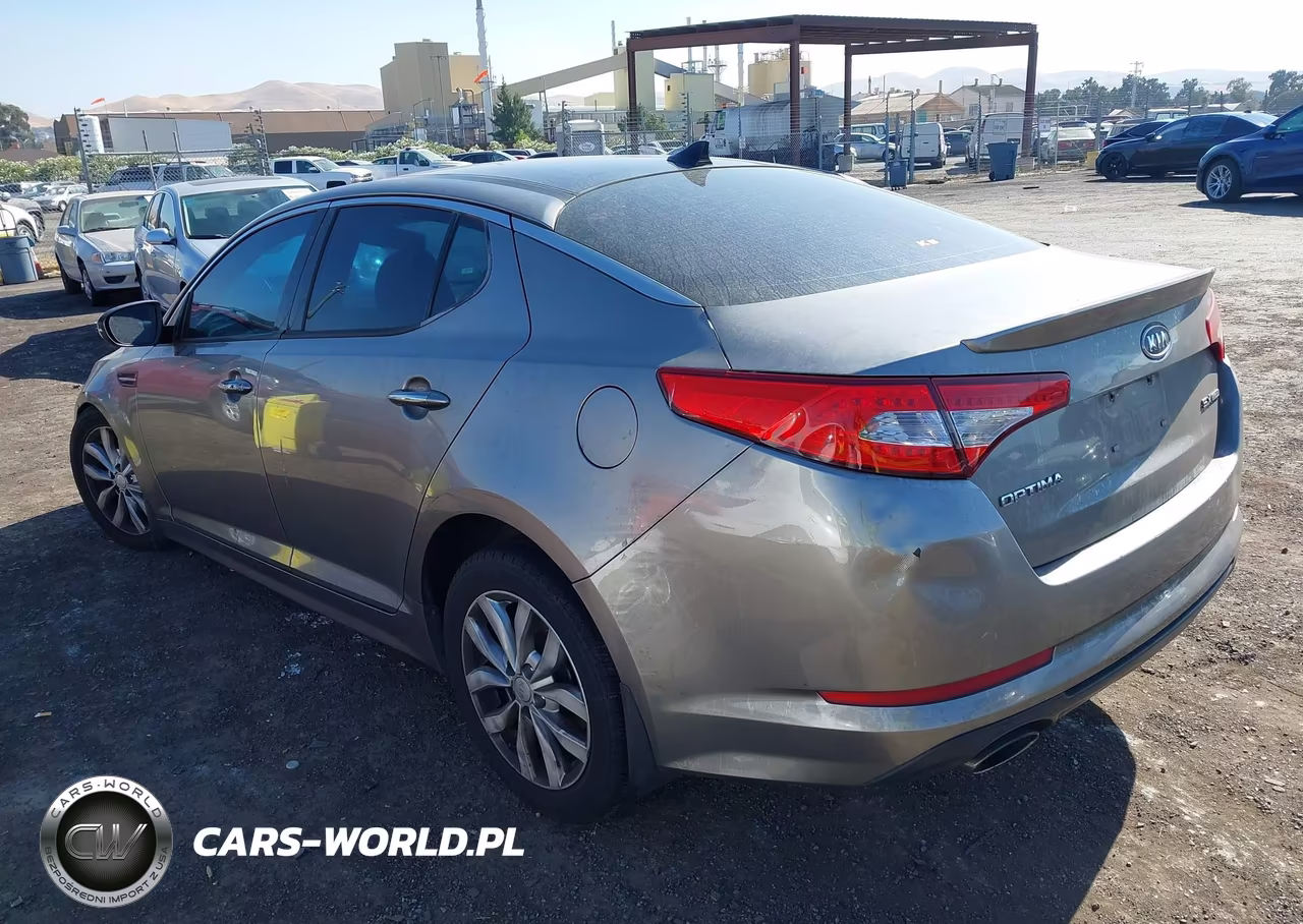 2012 Kia Optima Sx VIN:5XXGR4A62CG008070 - 3