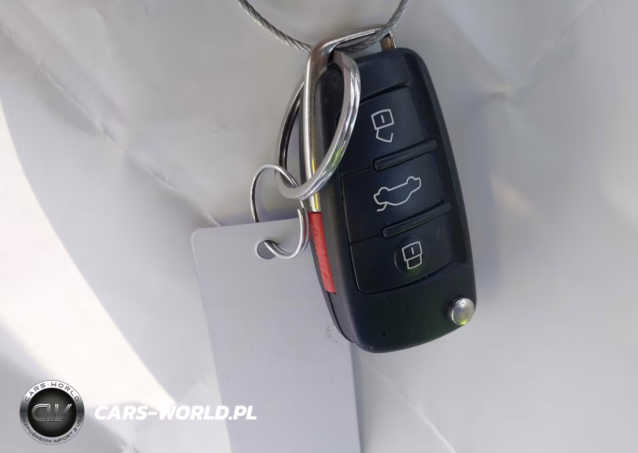 2019 Audi A3 Premium Plus VIN:WAUGUGFFXK1010908 - 11
