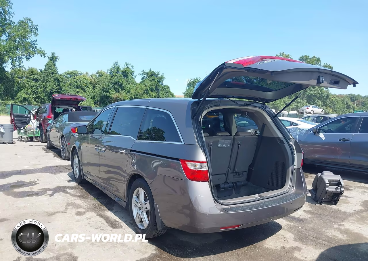 2012 Honda Odyssey Touring-Touring Elite VIN:5FNRL5H94CB010115 - 3